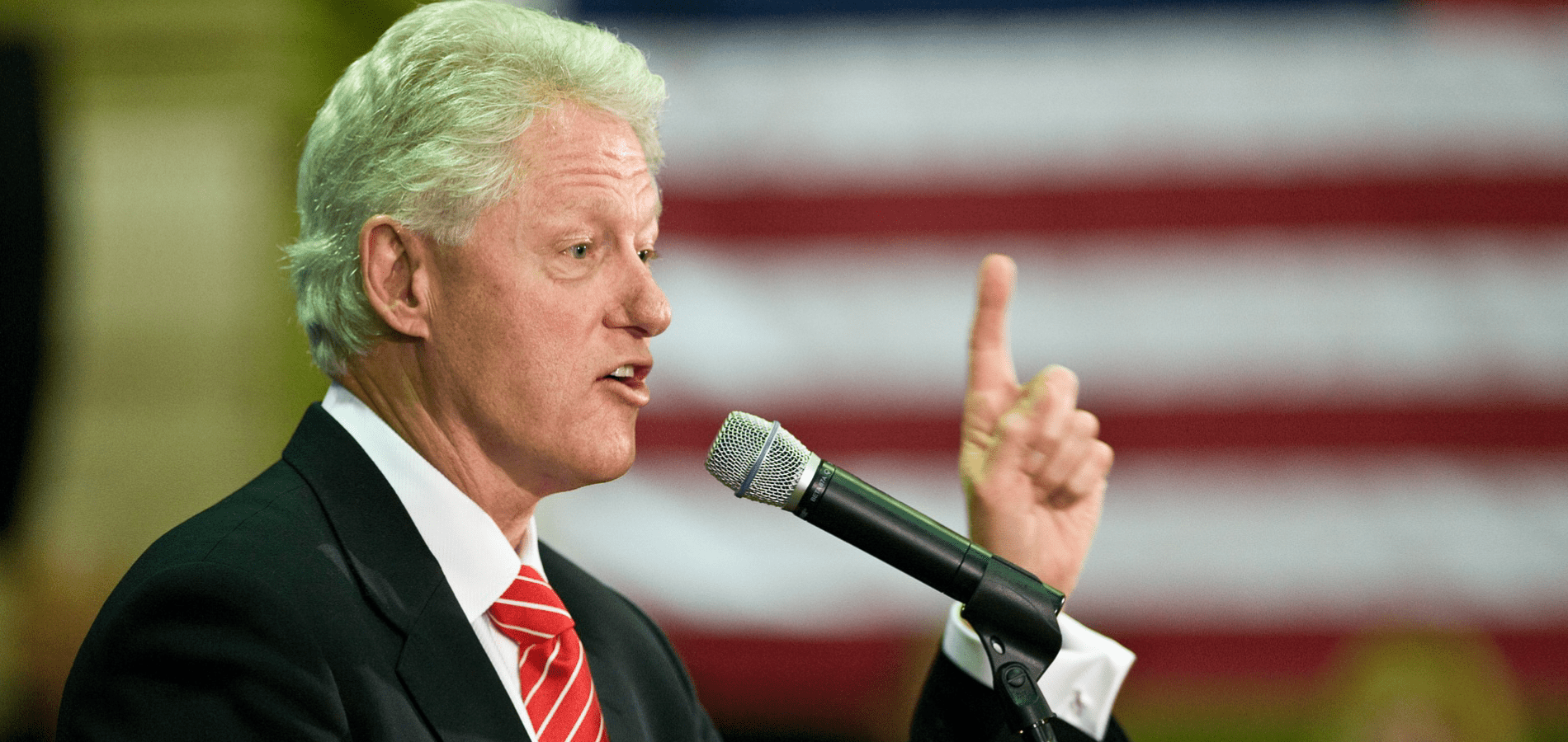 Bill Clinton giving speech