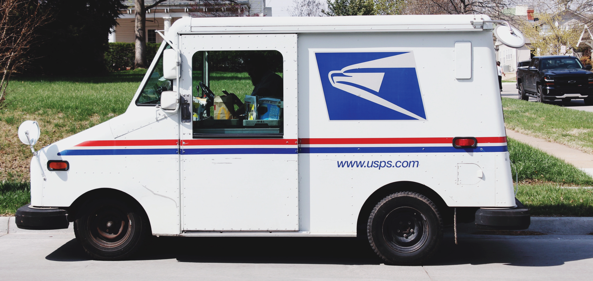 image of USPS truck