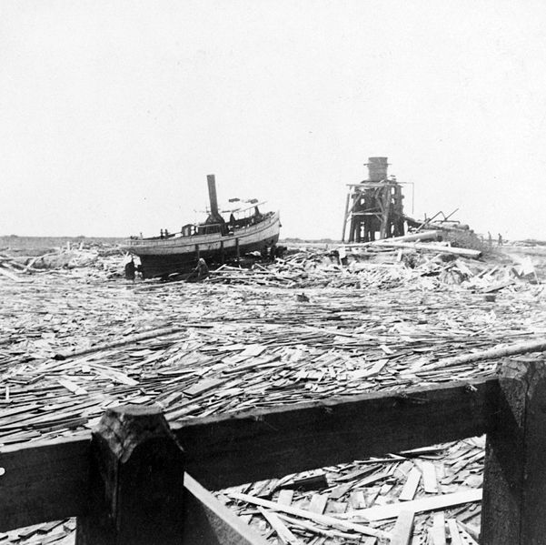photo of wreckage from Galveston Hurricane in 1900